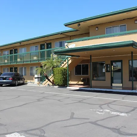 Travelodge 4Th Avenue