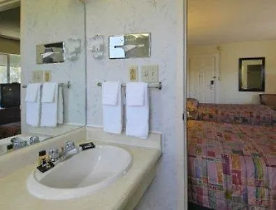 Travelodge 4th Avenue Yuma