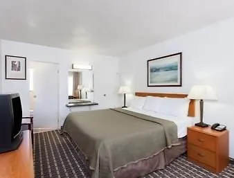 Travelodge 4th Avenue 2* Yuma